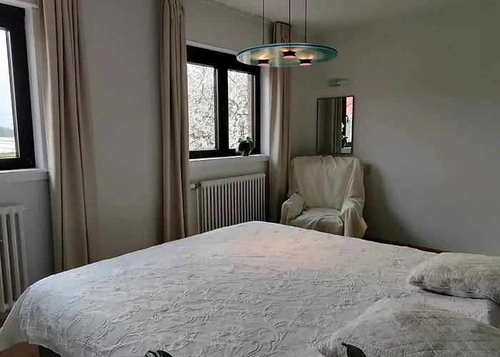 Het Weiland Villa Abondance Met Prachtig Uitzicht